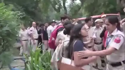 YouTuber Dhruv Rathee Detained Ahead of CJP Protest