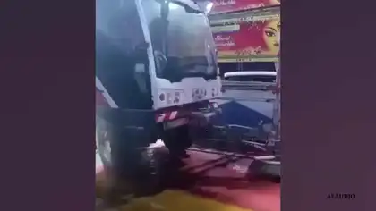 Paint Removed from Kolkata’s Gariahat Flyover After Bike Skidding Incidents Paint Removed from Kolkata’s Gariahat Flyover After Bike Skidding Incidents