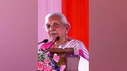 Anandiben Patel Advises Youth on Relationships and Responsibility